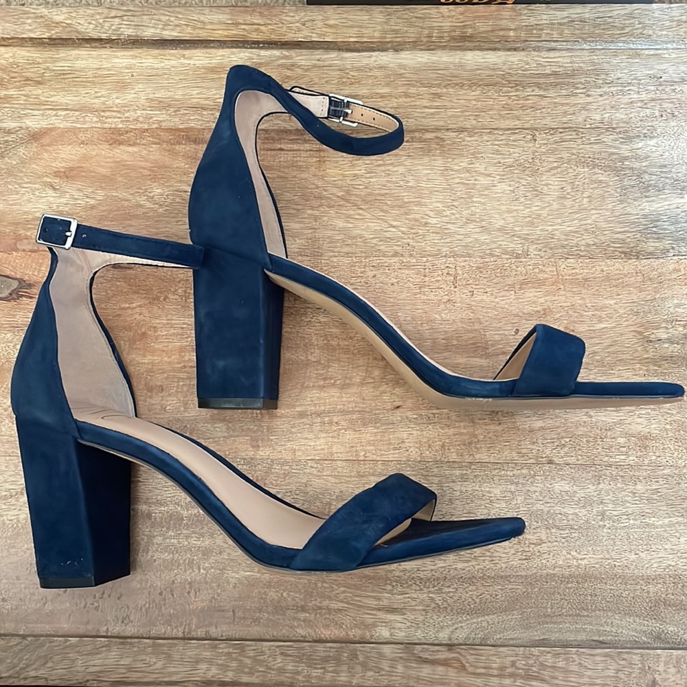 INC navy size 10